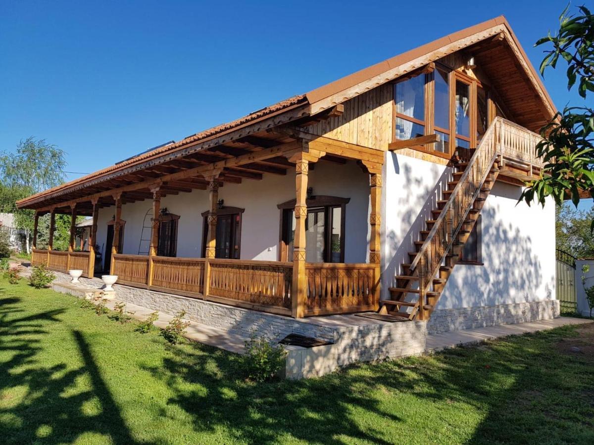 Verada Tour Guest House Somova Buitenkant foto